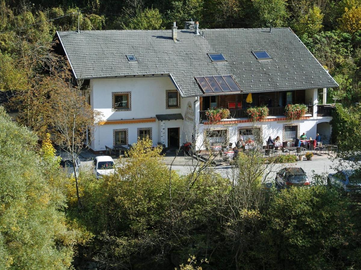 Gasthof Kirchbrücke Mieders Exterior foto